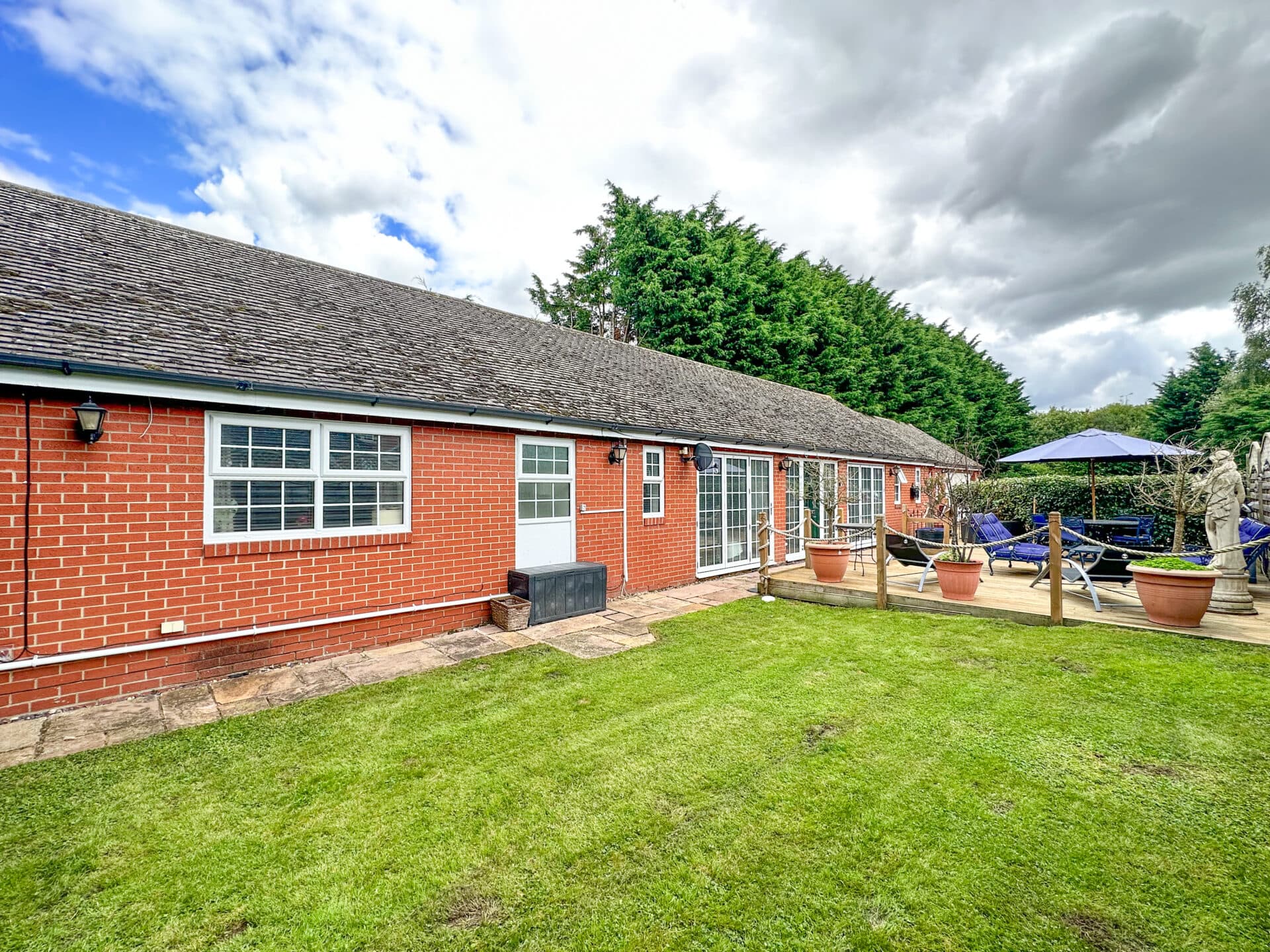 Great North Road, Alconbury, PE28
