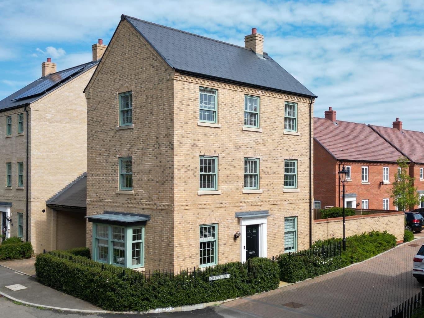 Griffin Road, Brampton, PE28